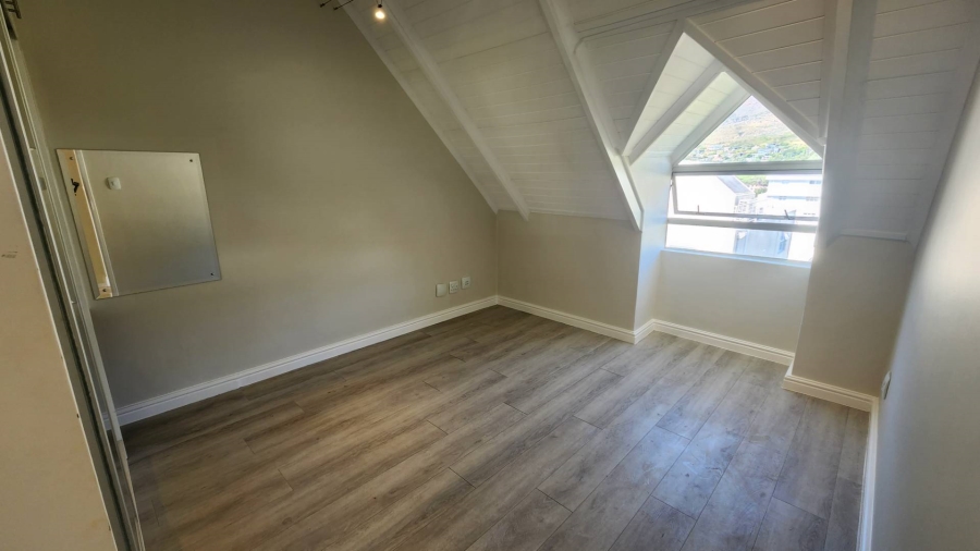 2 Bedroom Property for Sale in Gardens Western Cape